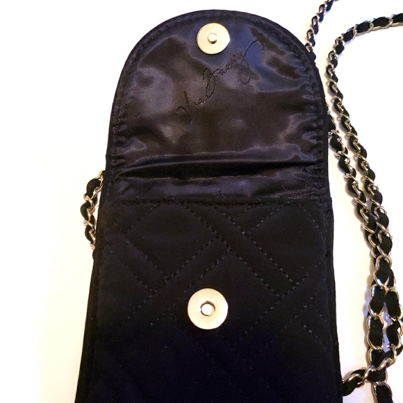 Vera Bradley Crossbody Cell Phone Black Quilted Purse Wallet - Picture 9 of 10